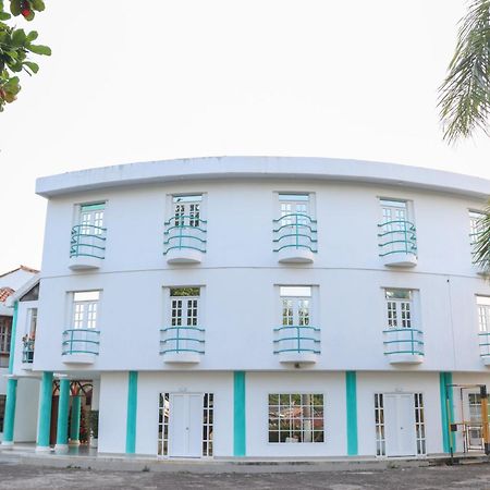 Hotel Plaza Real Montelíbano エクステリア 写真