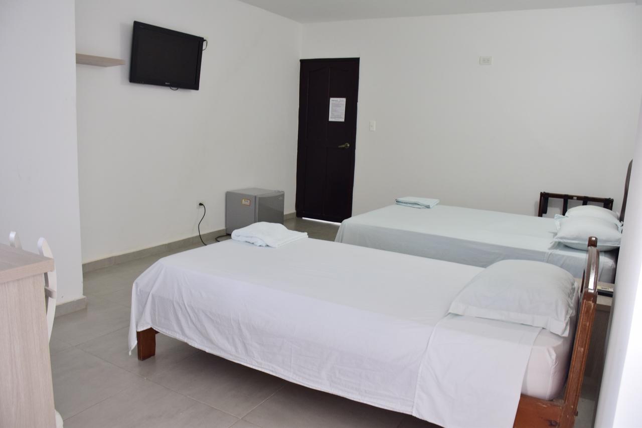 Hotel Plaza Real Montelíbano エクステリア 写真